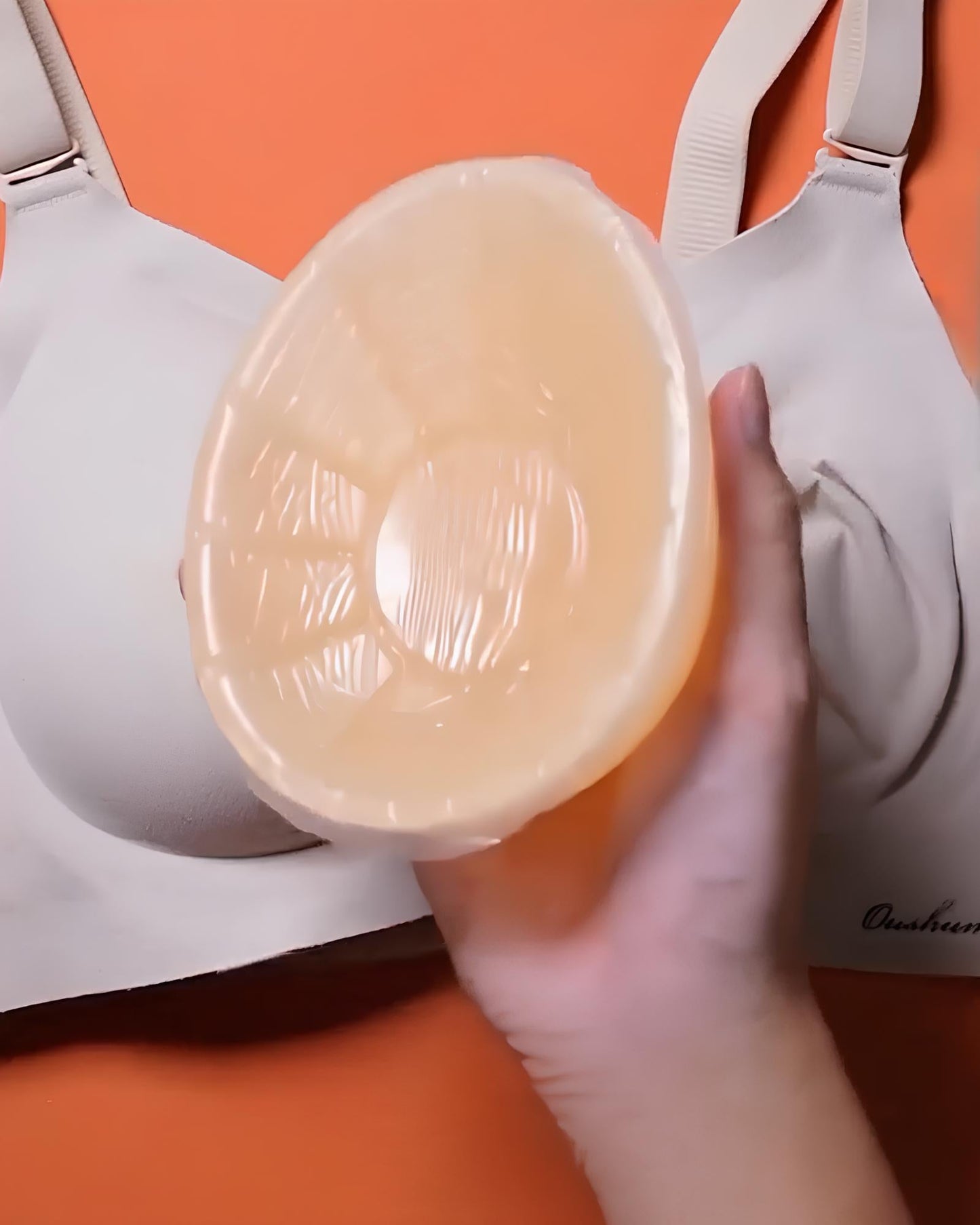 Seamless Bra with Removable Silicone Inserts – Natural Lift & Comfort